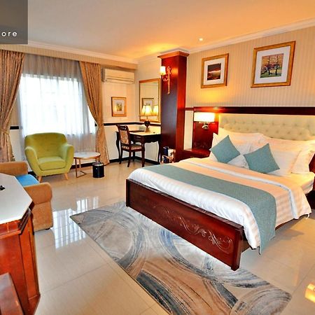 Hanz 821 Sunflower Hotel & Spa Ciudad Ho Chi Minh  Exterior foto